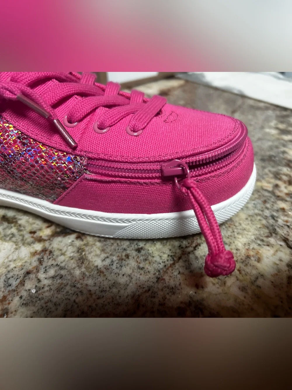 NWT Billy Girl’s 7 Extra Wide High-Top Sneakers Bright Pink Easy Zip Off & On